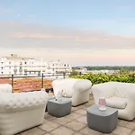 Atrium By Happyculture Hotel