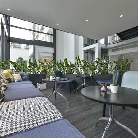 Hotel Atrium By Happyculture Suresnes