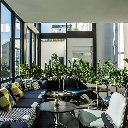 Atrium By Happyculture シュレンヌ