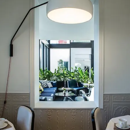 Atrium By Happyculture Hotel Suresnes
