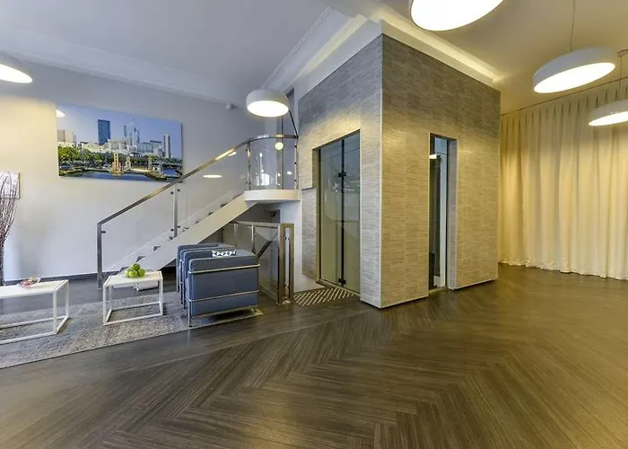 Hotel Atrium Suresnes