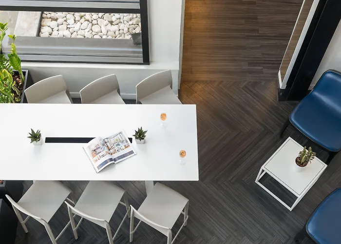 Atrium By Happyculture Suresnes