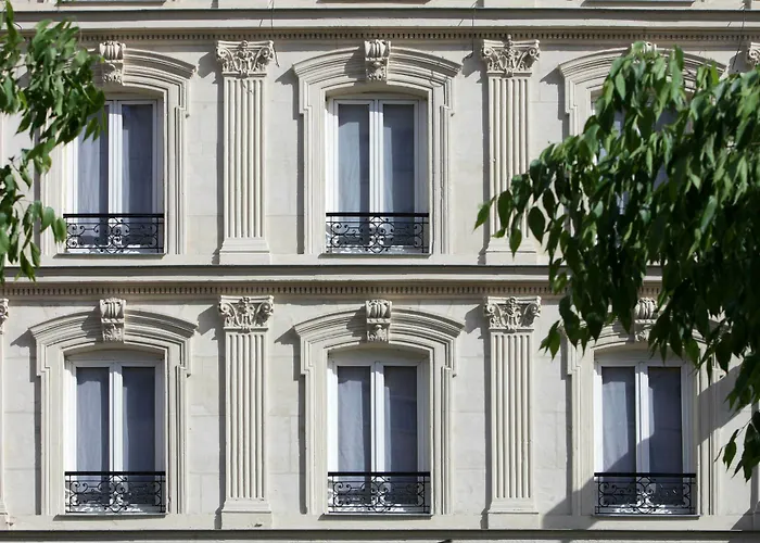 Atrium 3* Suresnes