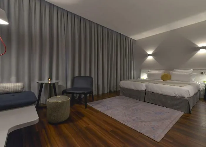 Atrium 3* Suresnes